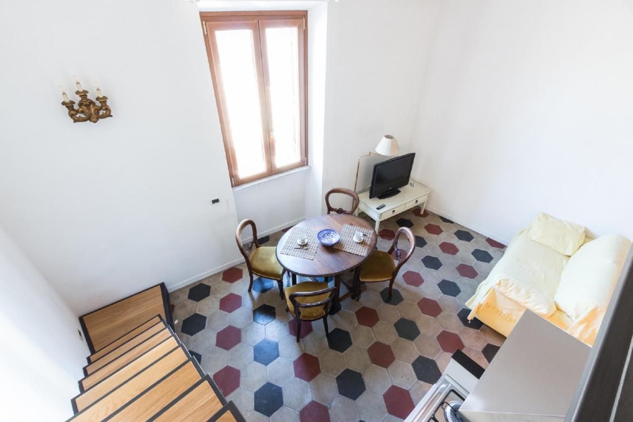 Sunny Apartment Navona Square Рим Экстерьер фото